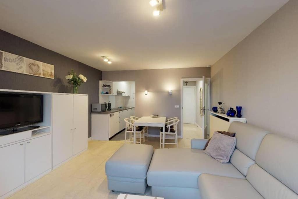 Studio Met Zeezicht Op Heldenplein Knokke-Heist Exteriér fotografie
